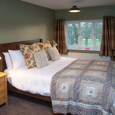 Work And Relax - Fast Wifi, Fireplace & Near Pub Newton Aycliffe Exterior foto